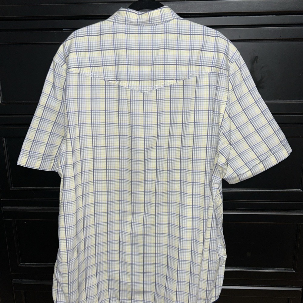 Tommy Bahama Men's size M Plaid Island Crafted Short Sleeve Button Down - Picture 6 of 7
